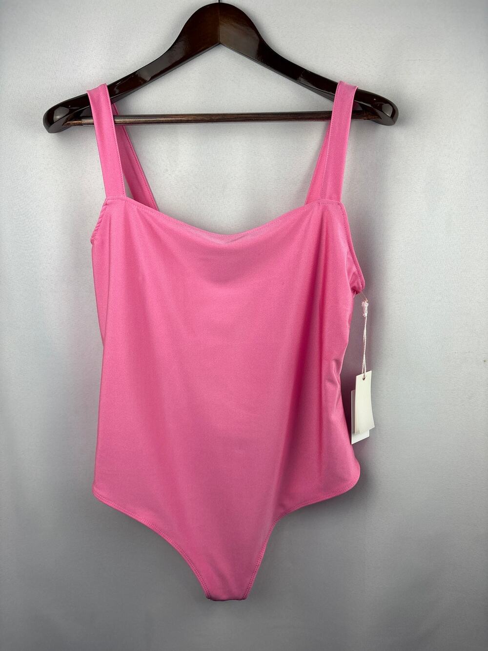 Women’s Good American Size 3X Bubblegum Pink Bodysuit